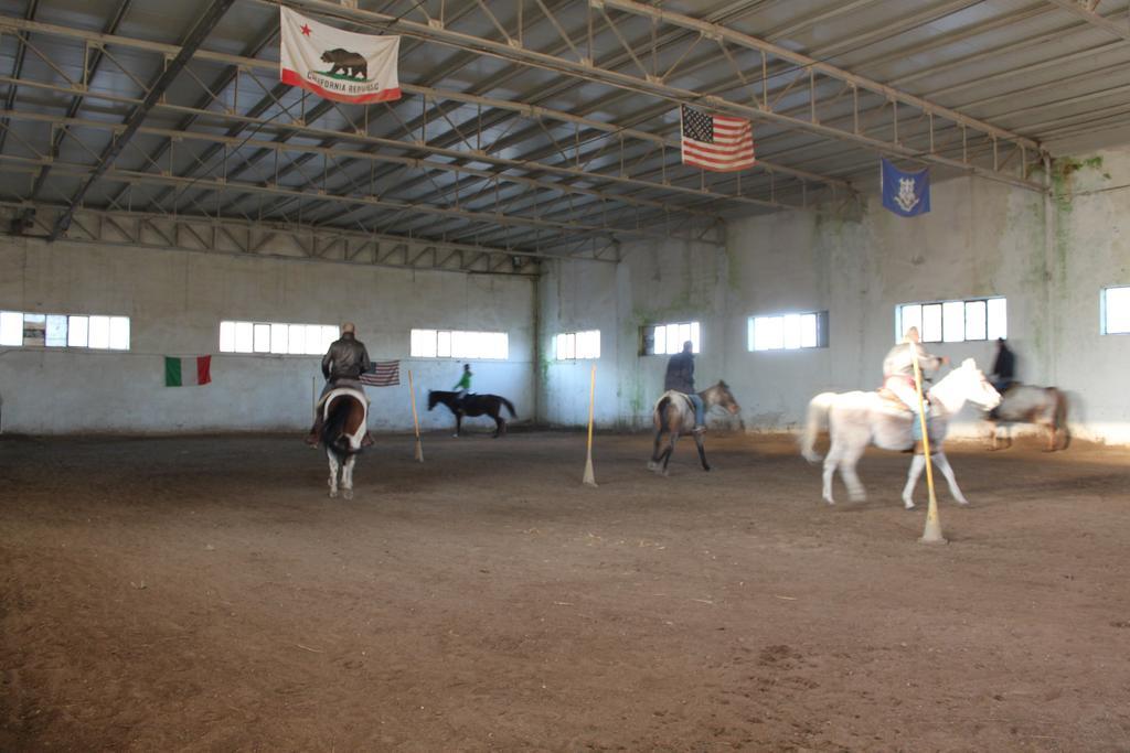 Agriturismo Al Ranch Castello dʼAviano エクステリア 写真
